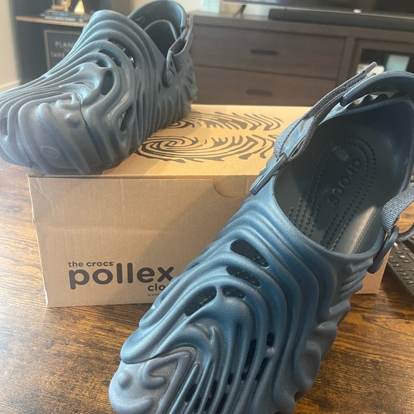 Brand New !!! Salehe Bembury x Crocs
Pollex "Como" clogs - Picture 5 of 12